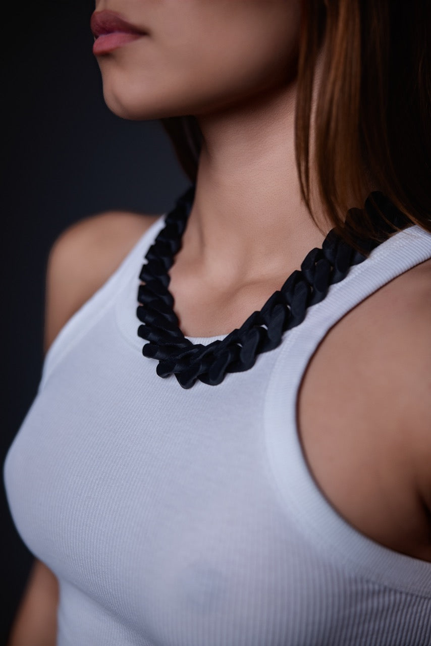 CLASIC  BLACK